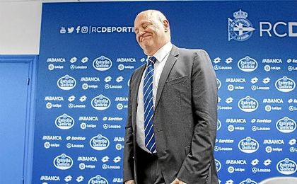 Pepe Mel, durante su presentación con el Deportivo. Pepe Mel, durante su presentación con el Deportivo.