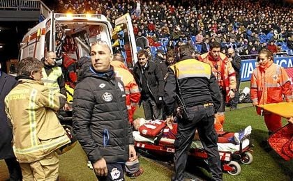 Fernando Torres: "Ha sido solo un susto, espero volver muy pronto" Fernando Torres: "Ha sido solo un susto, espero volver muy pronto"