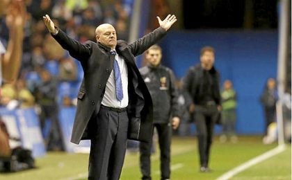 Pepe Mel ha perdido los tres partidos que ha dirigido contra el Betis Pepe Mel ha perdido los tres partidos que ha dirigido contra el Betis