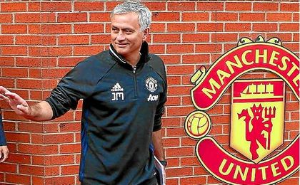 El Manchester cayó ante el Chelsea. El Manchester cayó ante el Chelsea.