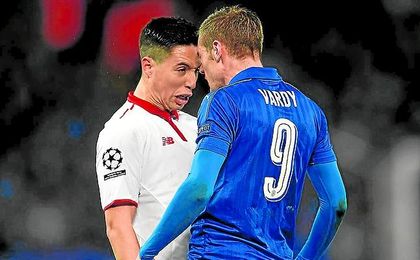 Acción en la que Nasri responde a la provocación de Vardy, siendo expulsado. Acción en la que Nasri responde a la provocación de Vardy, siendo expulsado.