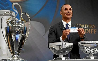 Al Atlético le ha tocado el Leicester. Al Atlético le ha tocado el Leicester.