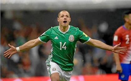 'Chicharito' Hernández alcanza a Borgetti como máximo goleador de la selección de México 'Chicharito' Hernández alcanza a Borgetti como máximo goleador de la selección de México