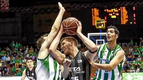 73-85. El mal comienzo del Betis facilita la victoria del Bilbao en Sevilla 73-85. El mal comienzo del Betis facilita la victoria del Bilbao en Sevilla