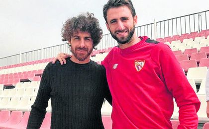 Aimar, junto a Nico Pareja, en su visita reciente a Sevilla. Aimar, junto a Nico Pareja, en su visita reciente a Sevilla.