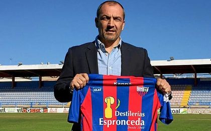 Sabas, el día de su prensentación. Sabas, el día de su prensentación.