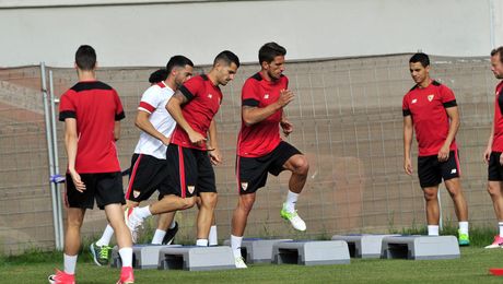 Nasri regresa al grupo y Vitolo sigue al margen Nasri regresa al grupo y Vitolo sigue al margen