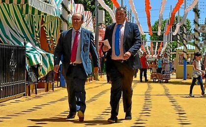 José Castro, antes de atender a los medios en el Real de la Feria. José Castro, antes de atender a los medios en el Real de la Feria.