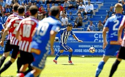 Theo Hernández dio el triunfo al Alavés con este zurdazo. Theo Hernández dio el triunfo al Alavés con este zurdazo.