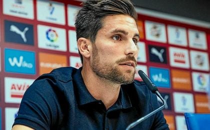 Adrián: "Llevaré siempre al Eibar en el corazón" Adrián: "Llevaré siempre al Eibar en el corazón"