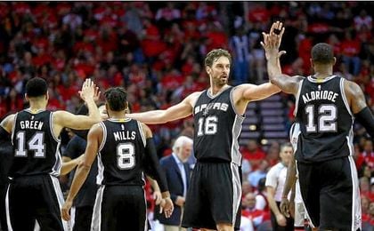 Sin Leonard, pero con Aldridge y Gasol, los Spurs eliminan a los Rockets Sin Leonard, pero con Aldridge y Gasol, los Spurs eliminan a los Rockets