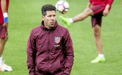 Simeone quiere que todo se centre en el partido contra el Betis. Simeone quiere que todo se centre en el partido contra el Betis.