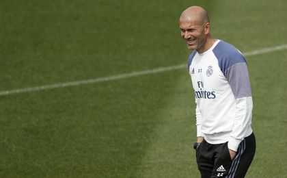 El United podría quitarle dos problemas al Madrid con 150 kilos El United podría quitarle dos problemas al Madrid con 150 kilos