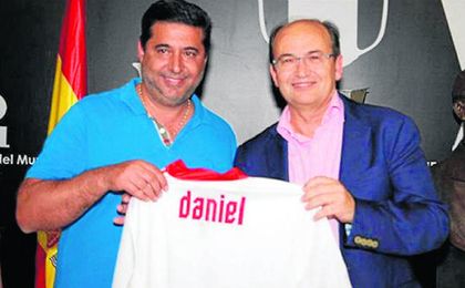 Angelici, junto a Castro, con quien tiene buena relación. Angelici, junto a Castro, con quien tiene buena relación.