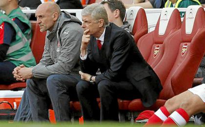 Wenger aún tiene que decidir si renueva o no. Wenger aún tiene que decidir si renueva o no.
