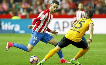 Burgui ya ha podido recalar en el Betis con anterioridad. Burgui ya ha podido recalar en el Betis con anterioridad.