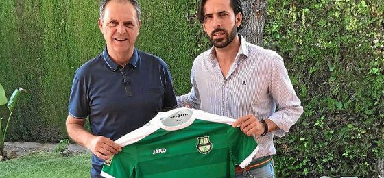 Joaquín Caparrós, nuevo entrenador del Al Alhi Joaquín Caparrós, nuevo entrenador del Al Alhi