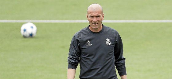 Zidane mima a su estrella. Zidane mima a su estrella.