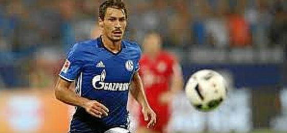 El rendimiento de Stambouli en el Schalke ha sido bastante irregular. El rendimiento de Stambouli en el Schalke ha sido bastante irregular.