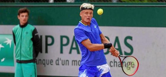 El español Nicola Kuhn se mete en la final de Roland Garros júnior. El español Nicola Kuhn se mete en la final de Roland Garros júnior.