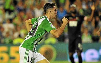 Álex Alegría tiene mucho mercado. Álex Alegría tiene mucho mercado.