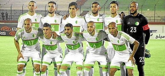Mandi, arriba en el centro, volvió a ser titular ante Togo. Mandi, arriba en el centro, volvió a ser titular ante Togo.