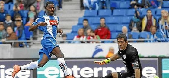 El Espanyol traspasa a Mamadou al Kas Eupen belga por 2,3 millones. El Espanyol traspasa a Mamadou al Kas Eupen belga por 2,3 millones.