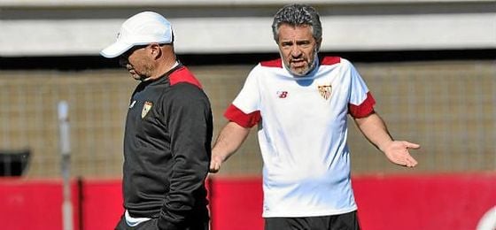 Lillo, junto a Sampaoli durante esta pasada temporada en Sevilla. Lillo, junto a Sampaoli durante esta pasada temporada en Sevilla.