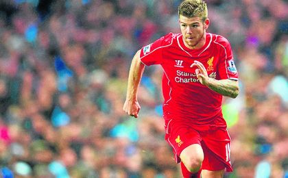 Alberto Moreno está en el mercado. Alberto Moreno está en el mercado.