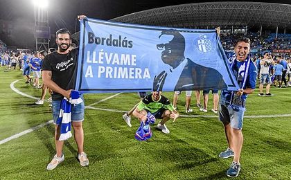 El Alavés prescindió de Bordalás, pese a subirlo a Primera. El Alavés prescindió de Bordalás, pese a subirlo a Primera.
