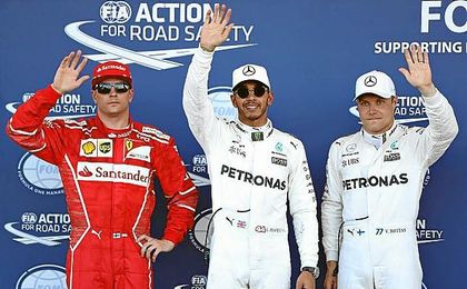 Hamilton, radiante de felicidad. Hamilton, radiante de felicidad.