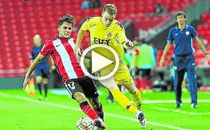 Oteo, que ha rechazado la oferta de renovación del Athletic, ve con buenos ojos recalar en Sevilla. Oteo, que ha rechazado la oferta de renovación del Athletic, ve con buenos ojos recalar en Sevilla.