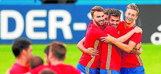 Ceballos puede ser campeón de Europa con la sub 21. Ceballos puede ser campeón de Europa con la sub 21.