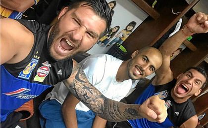 Así se despedía de Guido Pizarro el francés André-Pierre Gignac en su Twitter. Así se despedía de Guido Pizarro el francés André-Pierre Gignac en su Twitter.