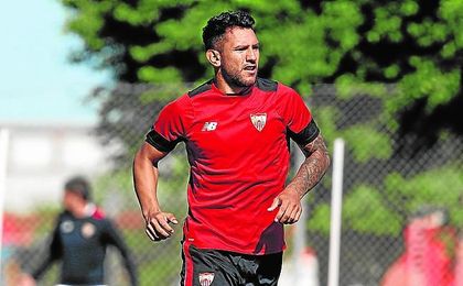 Walter Montoya. Walter Montoya.