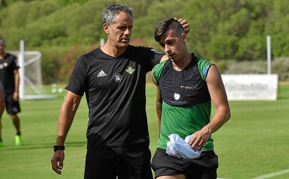 Sergio León, acompañado de Marcos Álvarez, en un entreno en Montecastillo. Sergio León, acompañado de Marcos Álvarez, en un entreno en Montecastillo.
