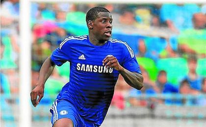 Zouma, "cerca" de recalar en el Stoke Zouma, "cerca" de recalar en el Stoke