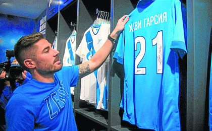Javi García vería con buenos ojos regresar a España. Javi García vería con buenos ojos regresar a España.