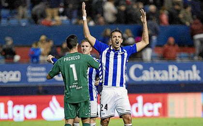 El marroquí está pasando las pruebas físicas. El marroquí está pasando las pruebas físicas.
