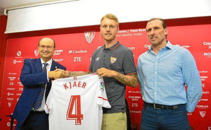 La presentación de Simon Kjaer, en directo La presentación de Simon Kjaer, en directo