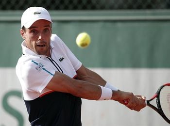 Bautista cumple como favorito; eliminación sorpresa de Isner Bautista cumple como favorito; eliminación sorpresa de Isner