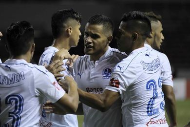 El Clausura hondureño regresa mañana tras parón de árbitros en la tercera fecha El Clausura hondureño regresa mañana tras parón de árbitros en la tercera fecha