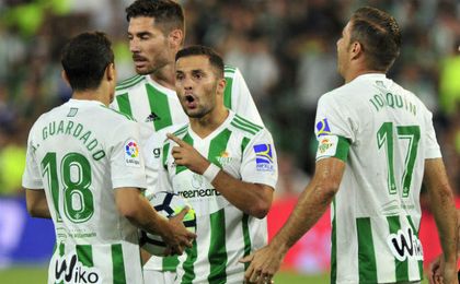 Javi García: "Sabía que esta afición era buena, pero no tanto" Javi García: "Sabía que esta afición era buena, pero no tanto"