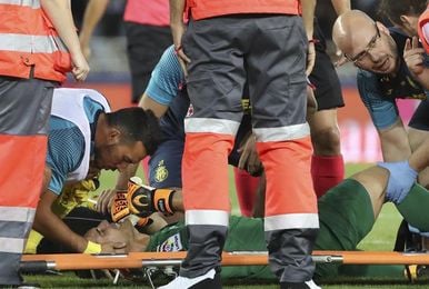 Andrés Fernández pasará por el quirófano tras su lesión en la rodilla derecha Andrés Fernández pasará por el quirófano tras su lesión en la rodilla derecha
