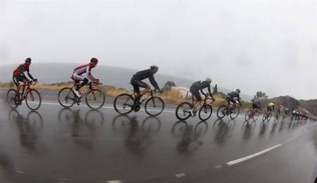 ´Superman´ López vuela en Calar Alto y Froome refuerza la roja ´Superman´ López vuela en Calar Alto y Froome refuerza la roja