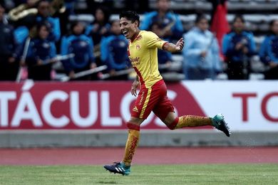 El peruano Ruidíaz anota dos goles para dar al Morelia triunfo sobre Lobos El peruano Ruidíaz anota dos goles para dar al Morelia triunfo sobre Lobos