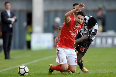 El Benfica cae a la cuarta plaza tras perder en casa del Boavista (2-1) El Benfica cae a la cuarta plaza tras perder en casa del Boavista (2-1)