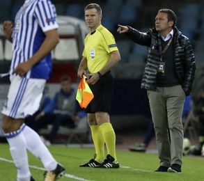 Eusebio augura una lucha para imponer virtudes entre la Real y el Real Madrid Eusebio augura una lucha para imponer virtudes entre la Real y el Real Madrid