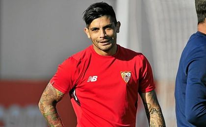La única idea de la familia de Banega era la de regresar a Nervión. La única idea de la familia de Banega era la de regresar a Nervión.