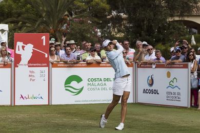 Las españolas Carlota Ciganda y Azahara Muñoz, nuevas líderes Las españolas Carlota Ciganda y Azahara Muñoz, nuevas líderes